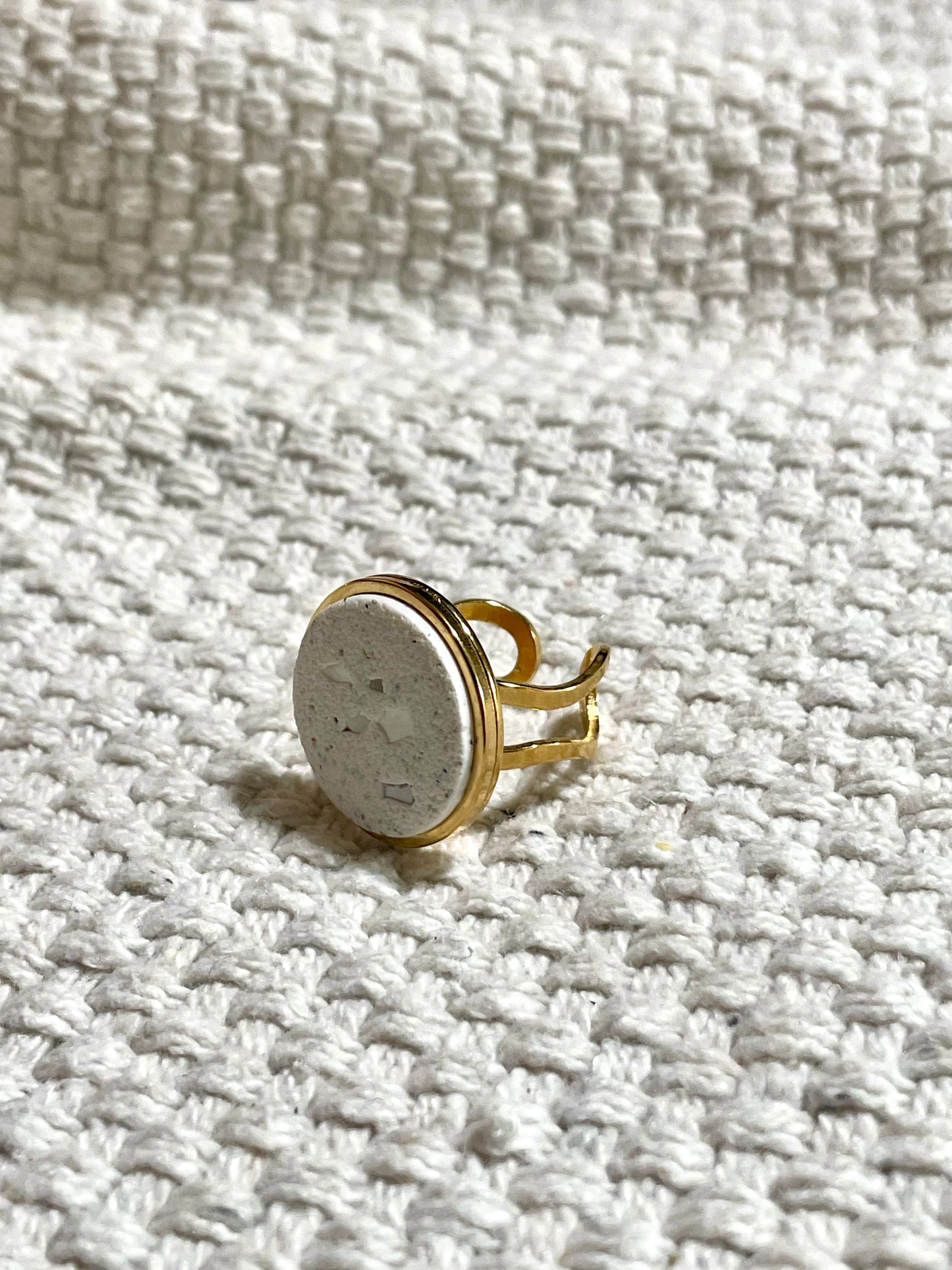 Shore Love Circle Ring