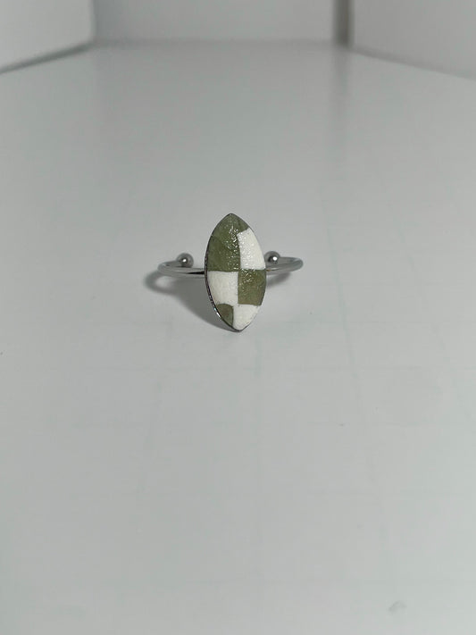 Checkered Almond Rings